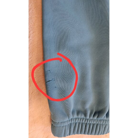 Under Armour Pullover Hoodie Youth Girls size Medium Turquoise Blue Logo - Picture 7 of 8